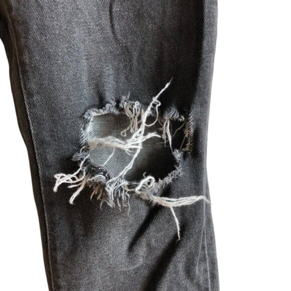 Levi’s 711 Skinny Black Ripped Denim Jeans 28 Distressed - Picture 6 of 14